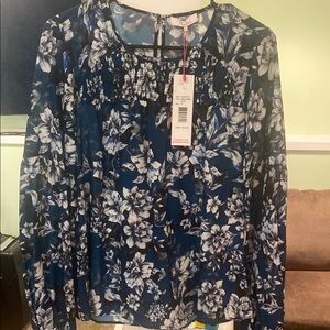 Floral Blue and White Women's Top